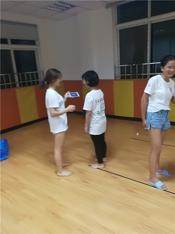 茶话会